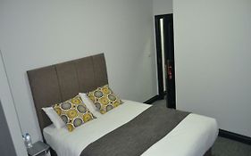 Hotel in Manor House London